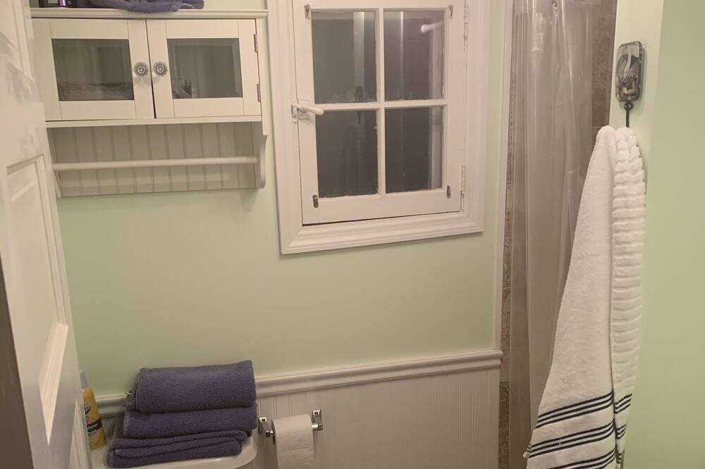 Photo of Bathroom in Smallwood