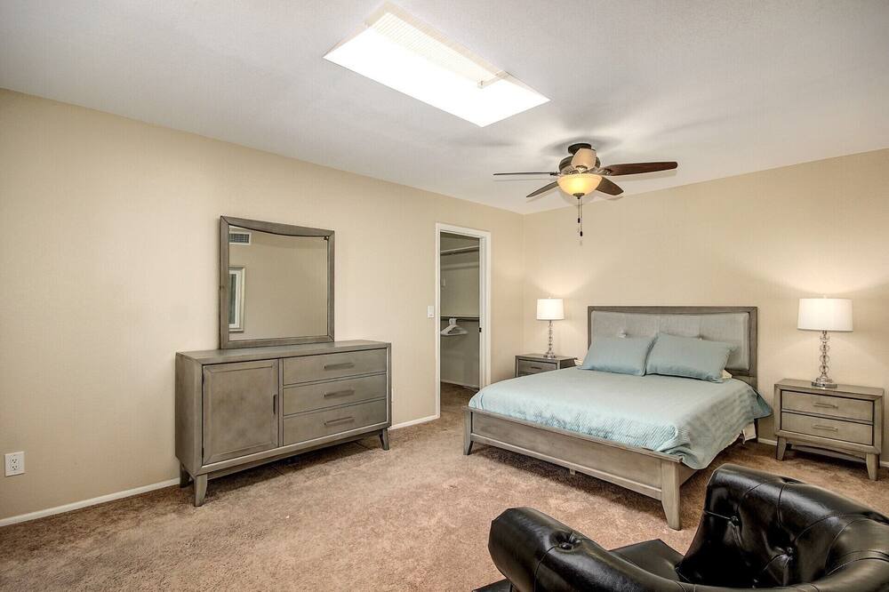 Photo of Bedroom in Rancho del Lago
