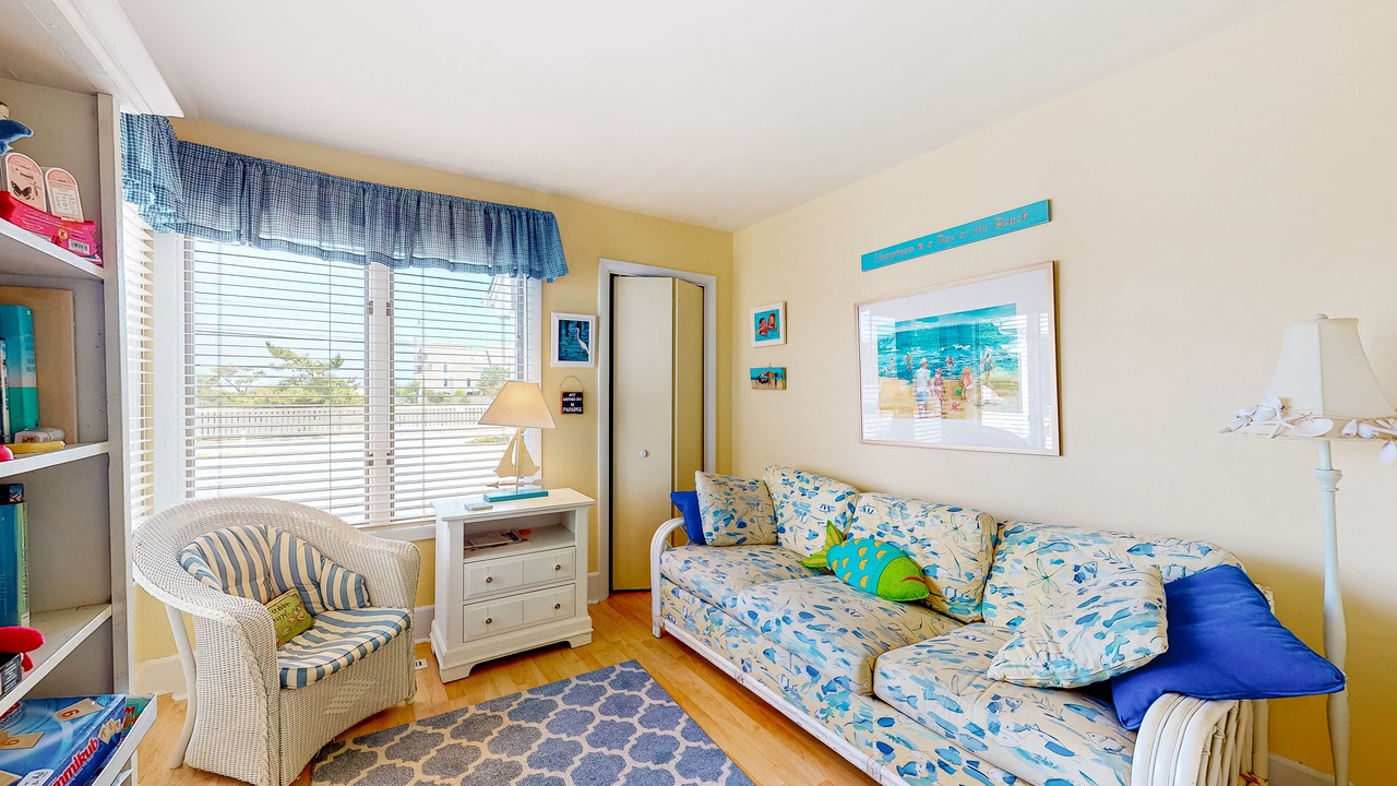 Photo of Livingroom in Fenwick Island