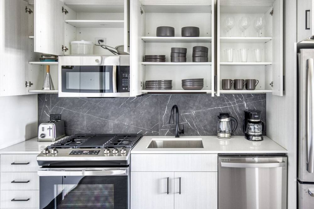 Photo of Kitchen in Illinois Medical District