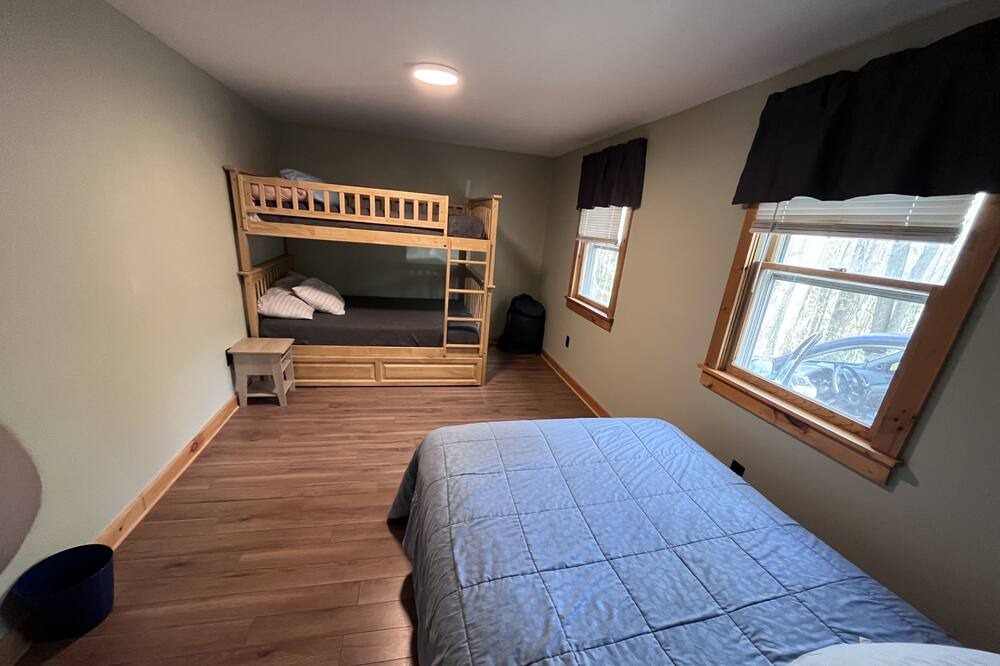 Photo of Bedroom in Morris Run