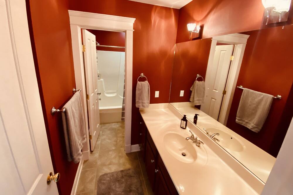 Photo of Bathroom in Cresco