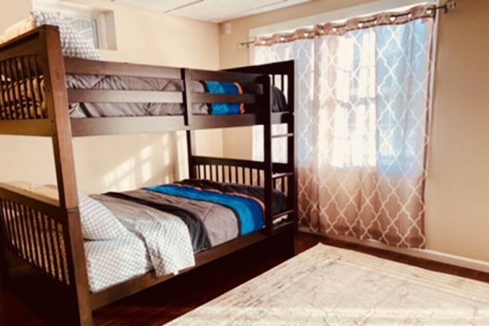 Photo of Bedroom in Cresco