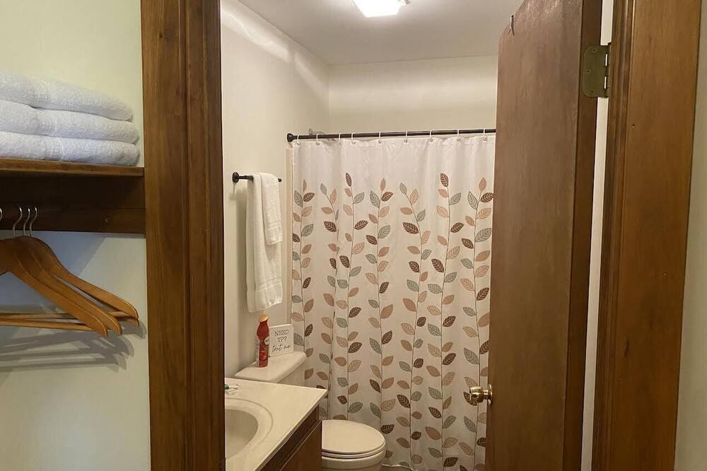 Photo of Bedroom in Logan