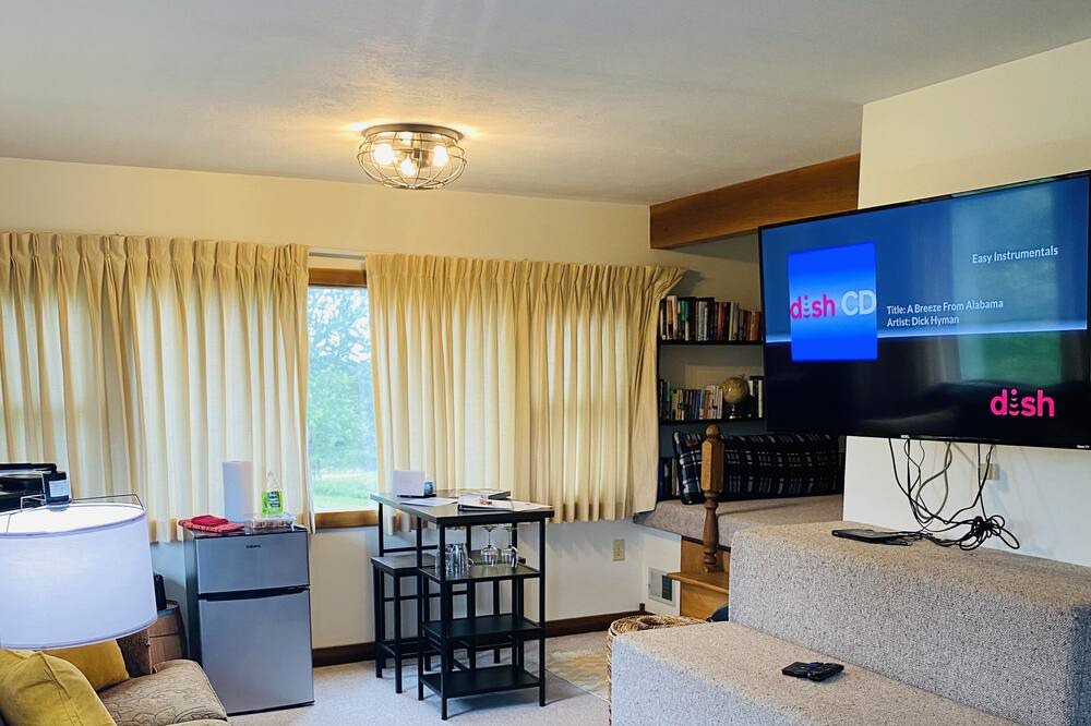 Photo of Livingroom in Logan