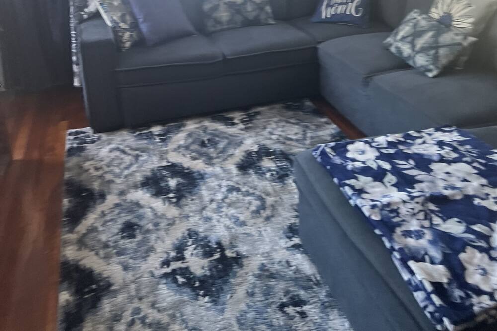 Photo of Livingroom in South Hills