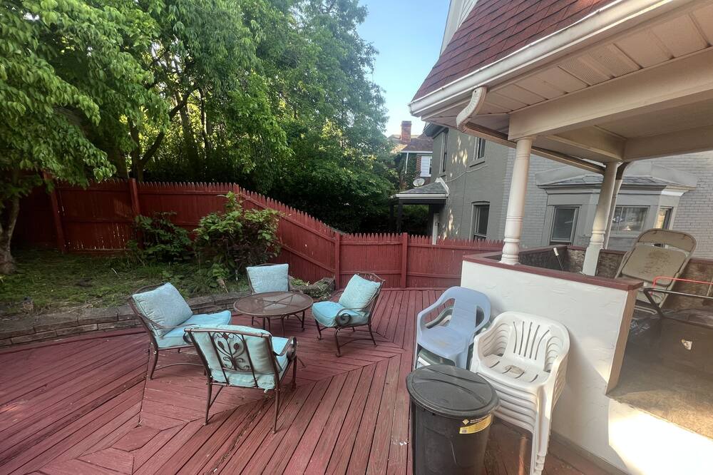 Photo of Patio Balcony in South Hills