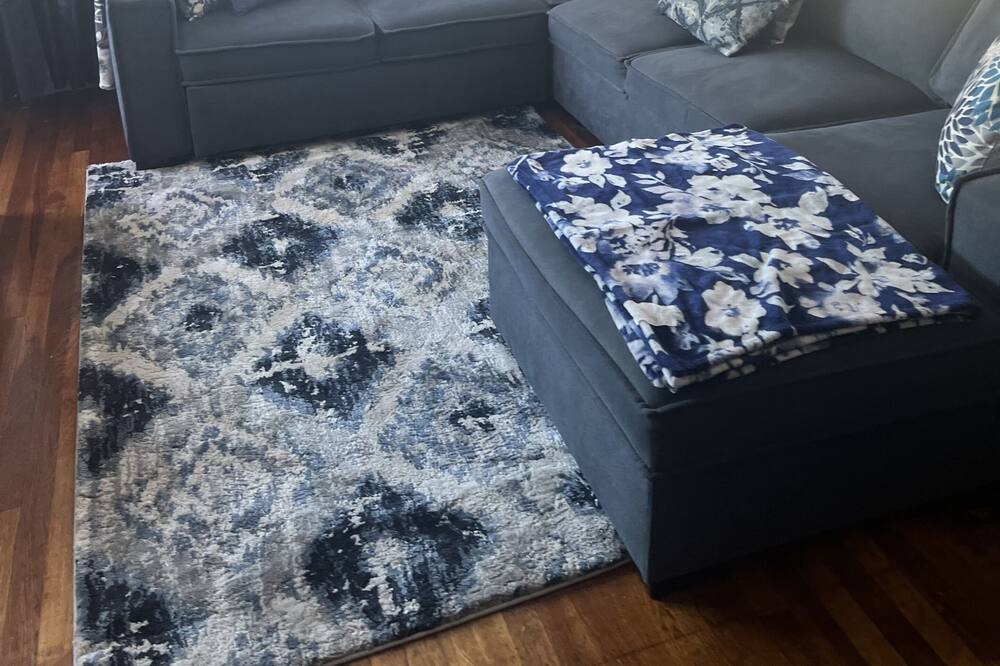 Photo of Livingroom in South Hills