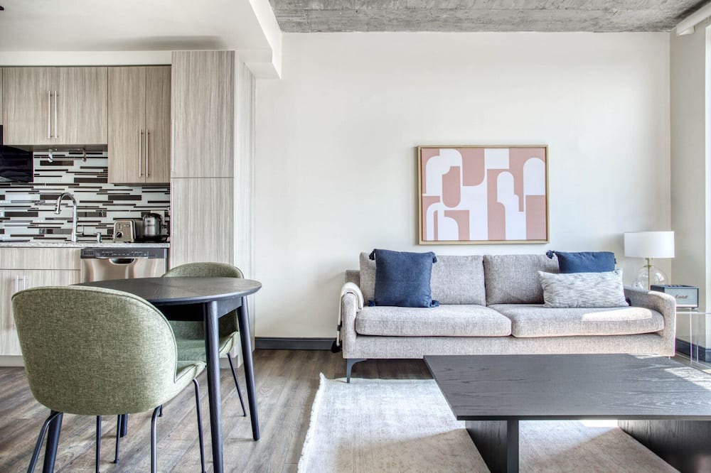 Photo of Livingroom in H Street Corridor