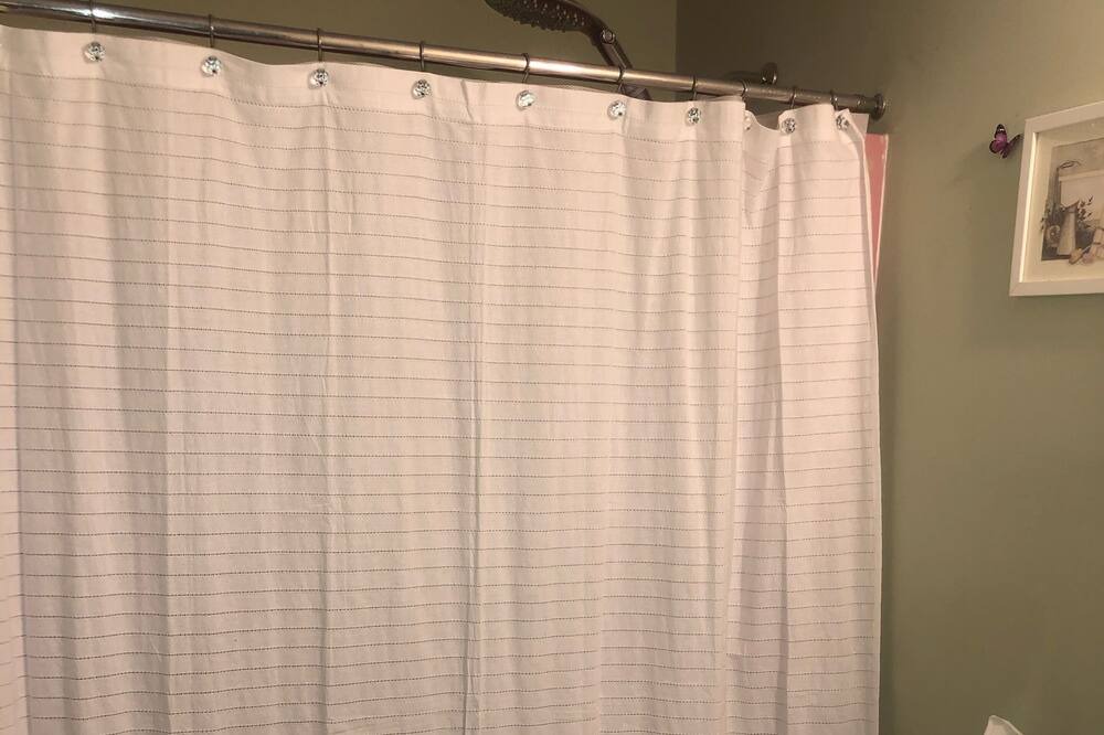 Photo of Bathroom in Lake Ariel