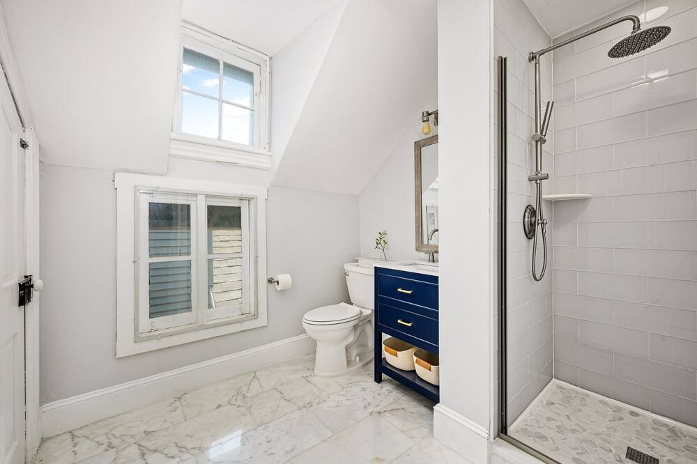 Photo of Bathroom in Ocean Grove