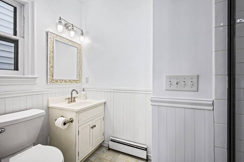 Photo of Bathroom in Ocean Grove