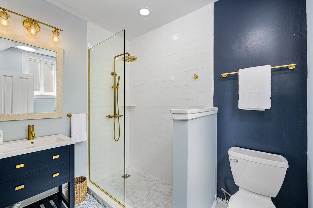Photo of Bathroom in Ocean Grove