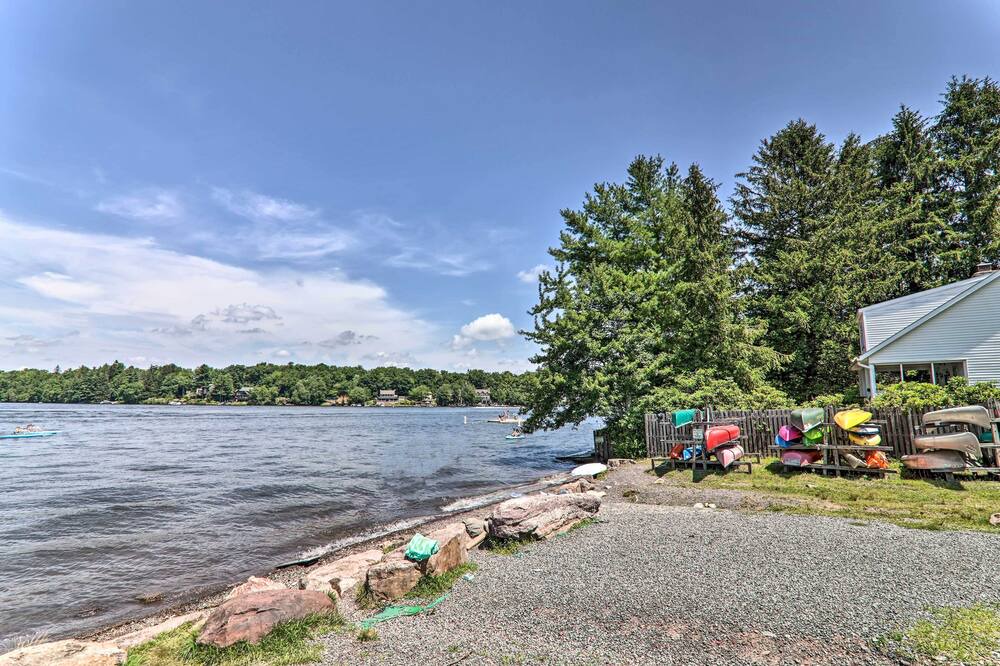 Photo of Outdoor in Lake Harmony Estates