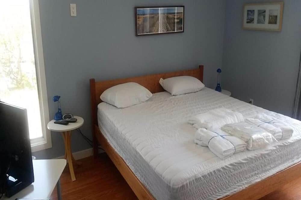 Photo of Bedroom in Loveladies