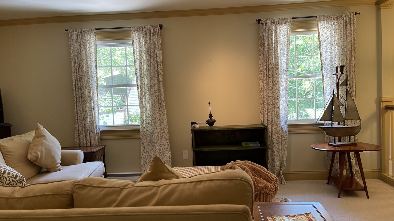 Photo of Livingroom in New Preston