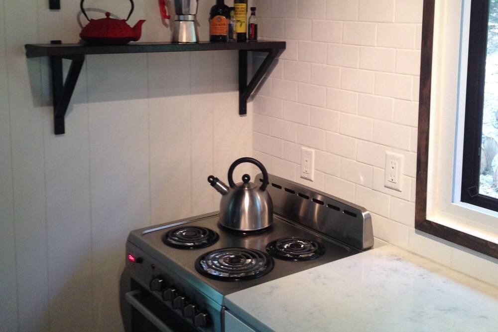 Photo of Kitchen in Pocono Mountain Lake