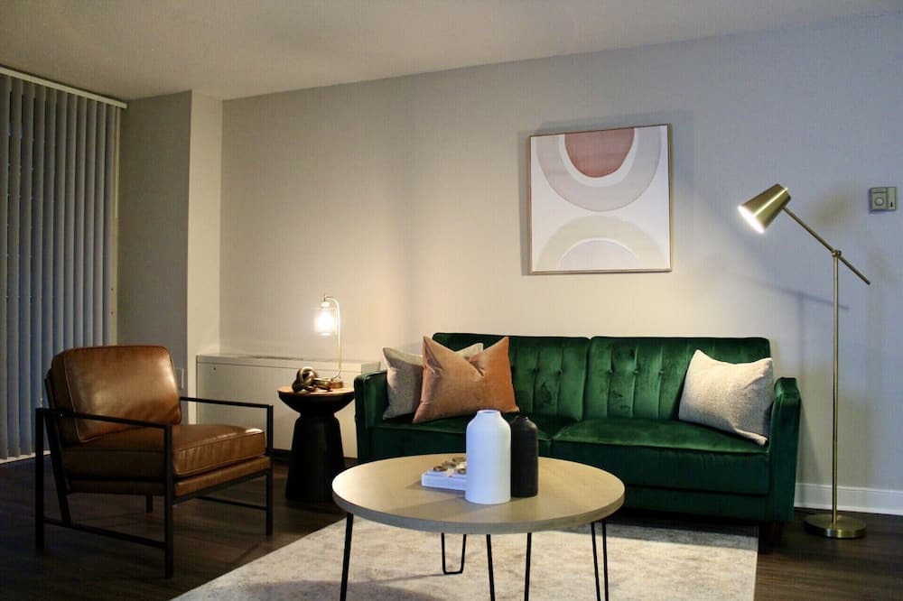 Photo of Livingroom in Downtown