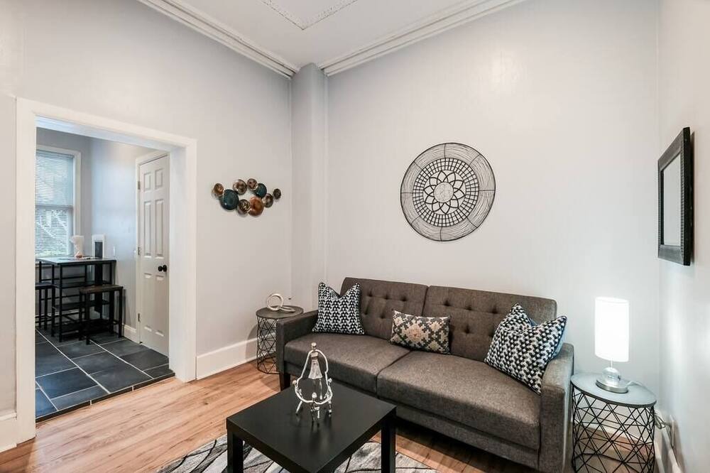 Photo of Livingroom in Spring Garden