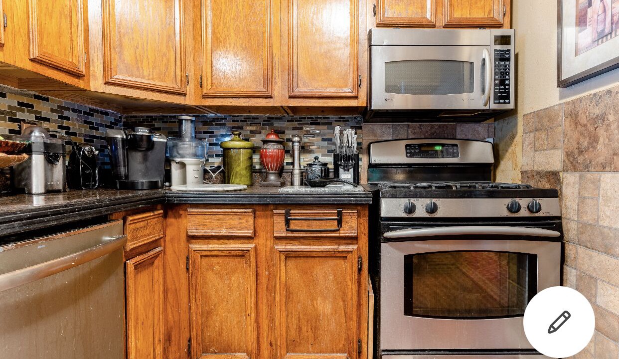 Photo of Kitchen in Englewood