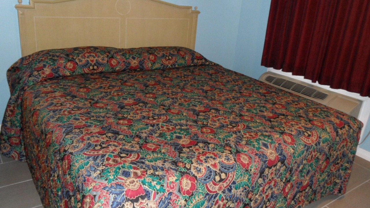 Photo of Bedroom in Seaside Heights