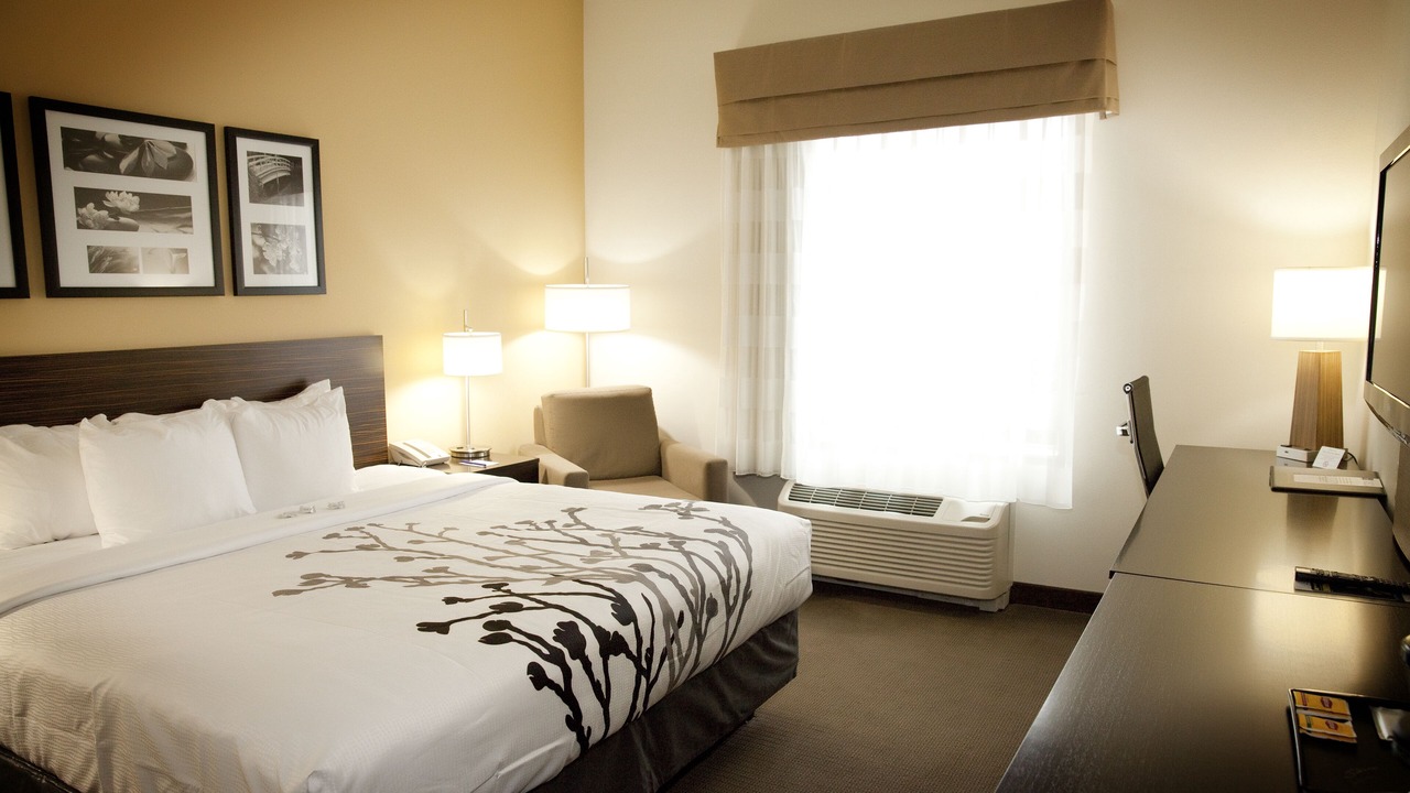 Photo of Bedroom in Moundsville