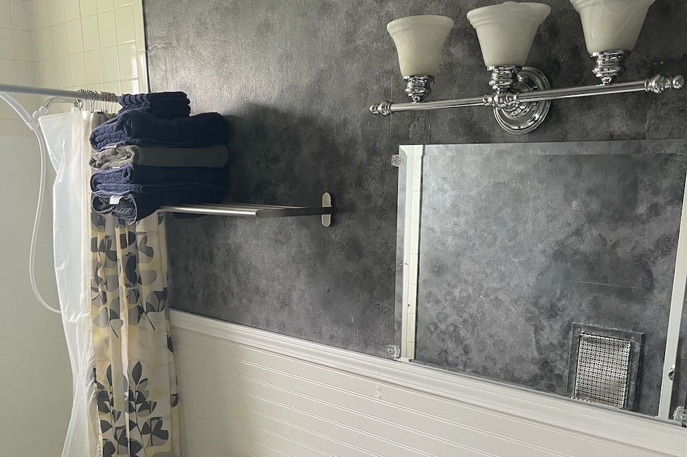 Photo of Bathroom in Huber Heights
