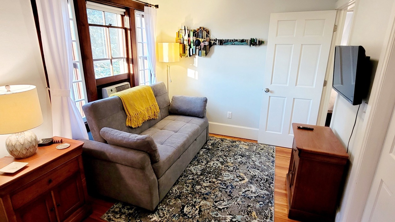Photo of Livingroom in Cragsmoor