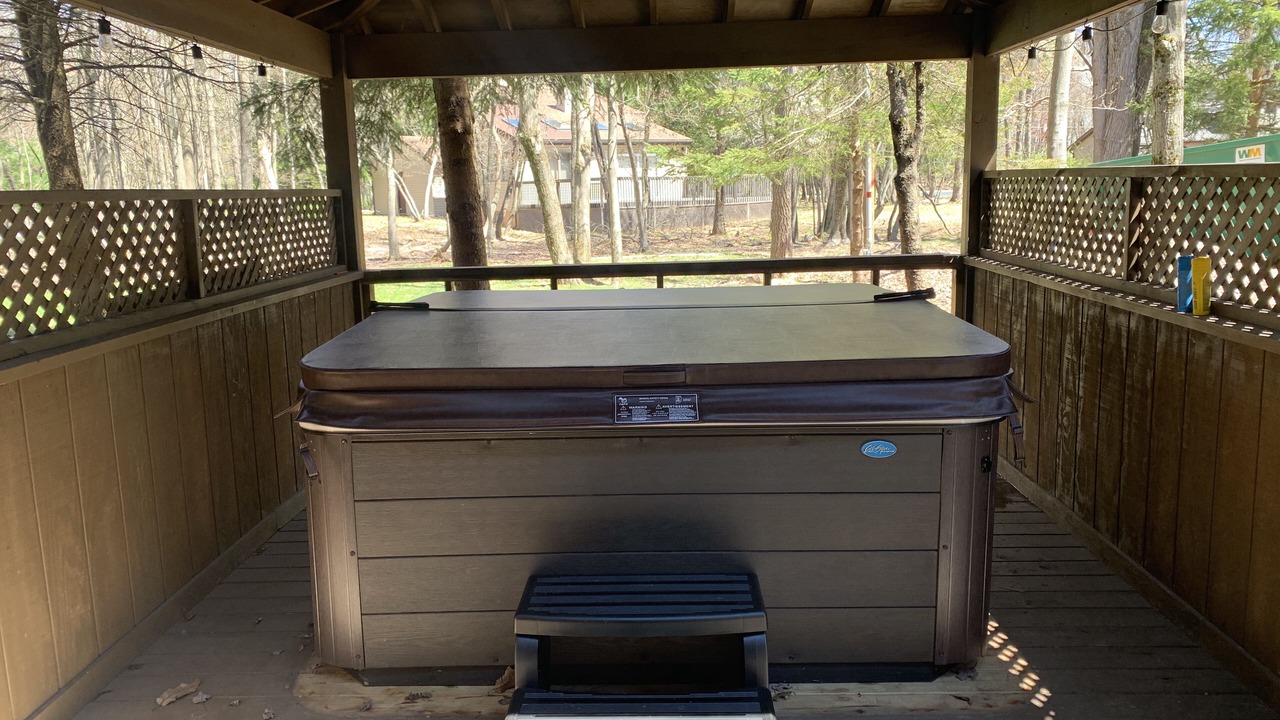 Photo of Outdoor in Lake Harmony Estates