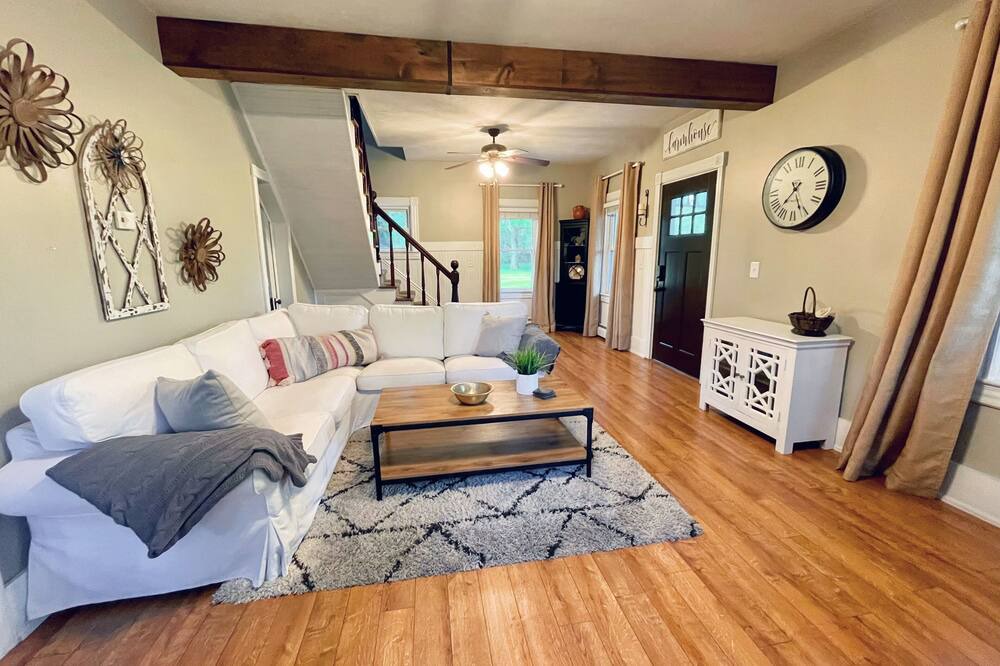 Photo of Bedroom in Elmira
