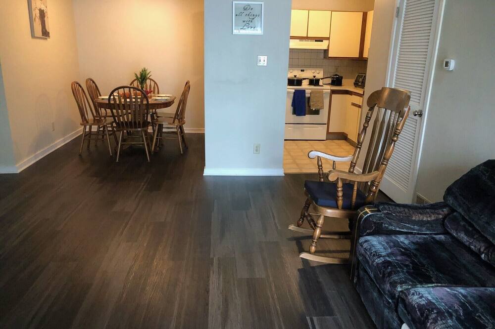 Photo of Livingroom in Egg Harbor Township