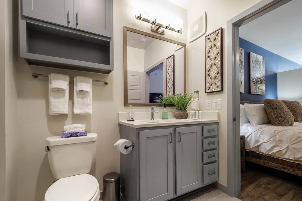 Photo of Bathroom in Linthicum Heights