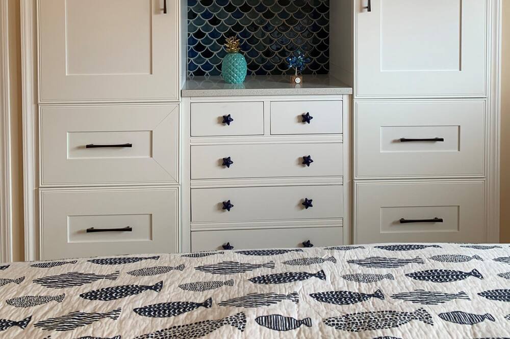 Photo of Bedroom in Admiral Estates