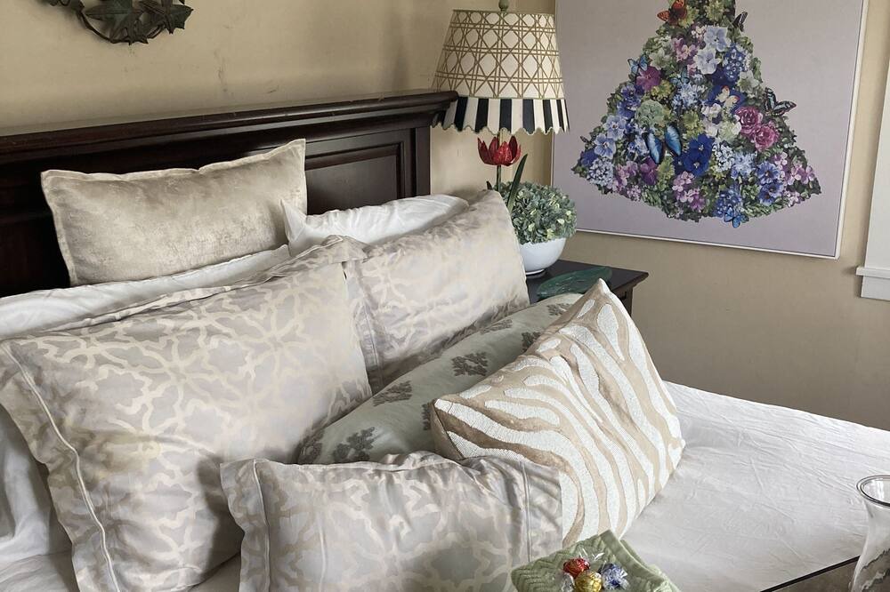 Photo of Bedroom in Haverford
