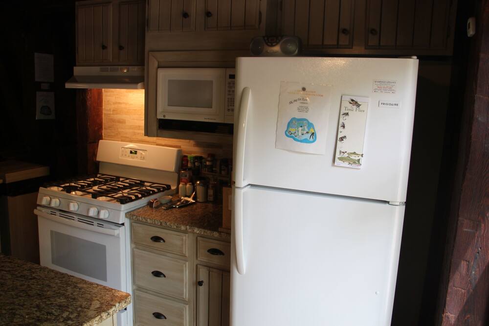Photo of Kitchen in Treasure Lake