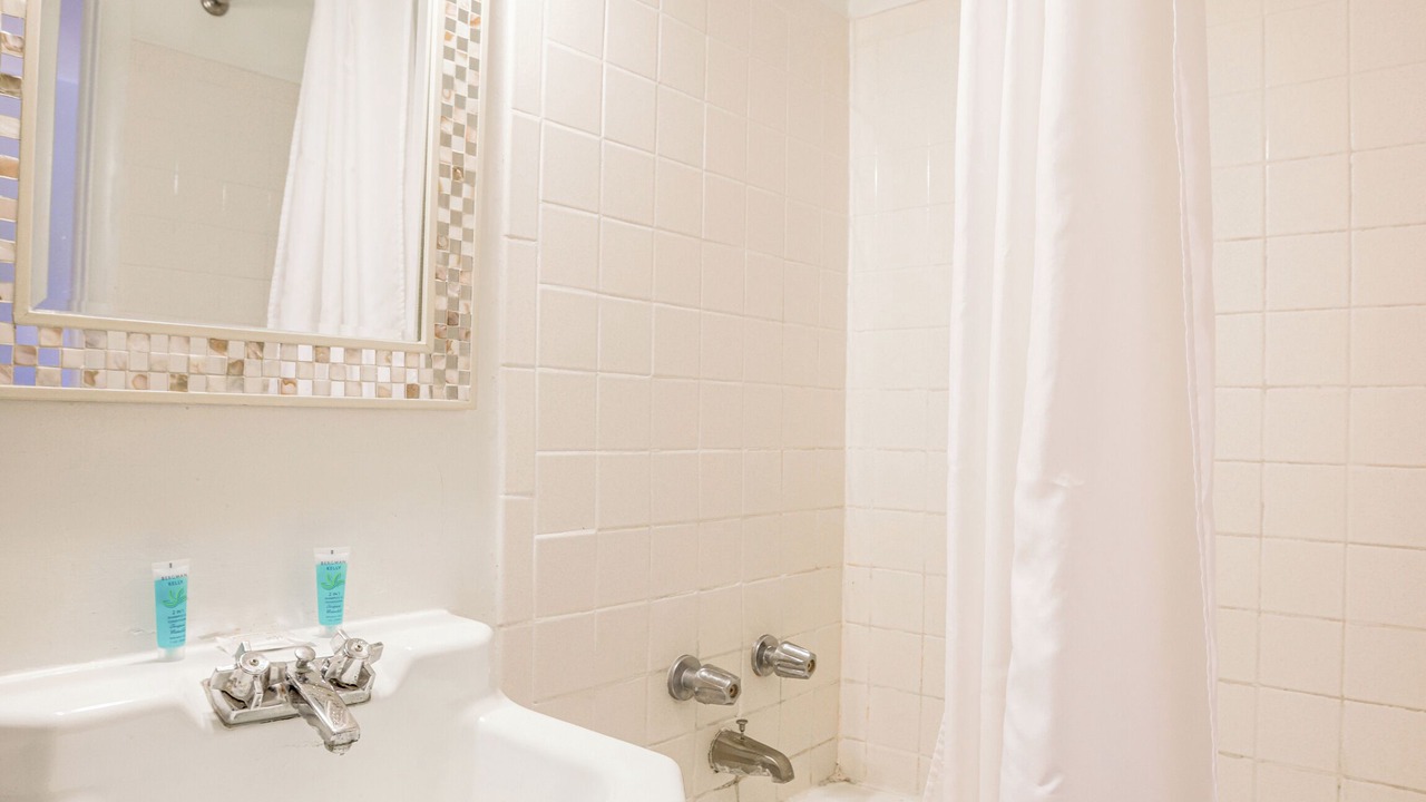 Photo of Bathroom in Short Creek