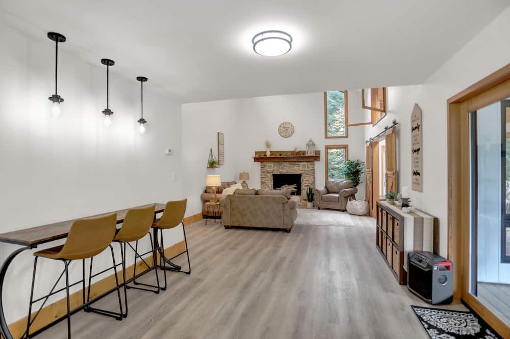 Photo of Livingroom in Duncannon