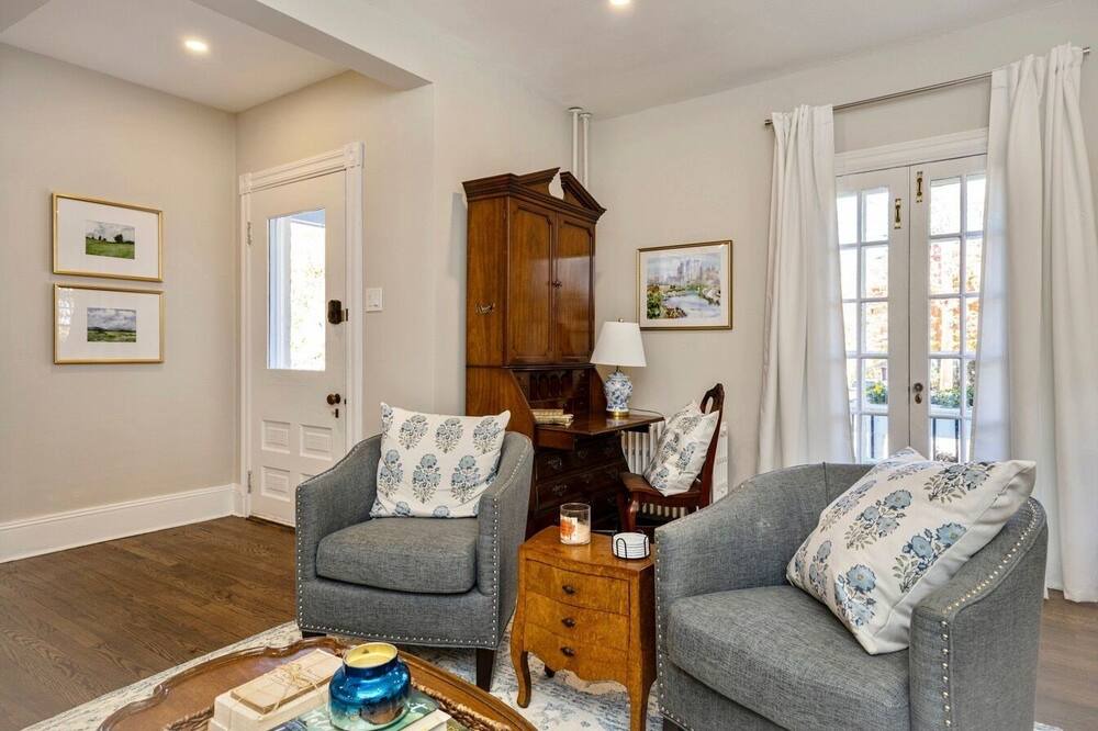 Photo of Livingroom in Saint Davids
