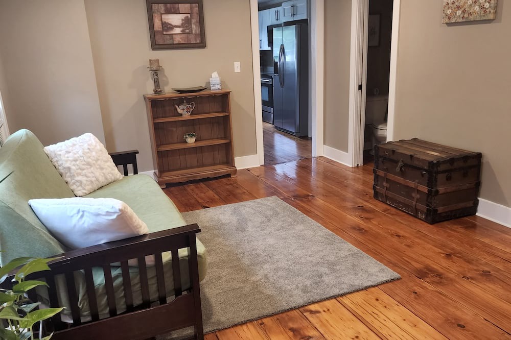 Photo of Livingroom in Lewisburg