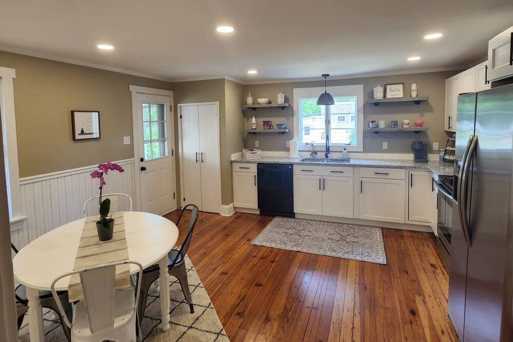 Photo of Kitchen in Lewisburg