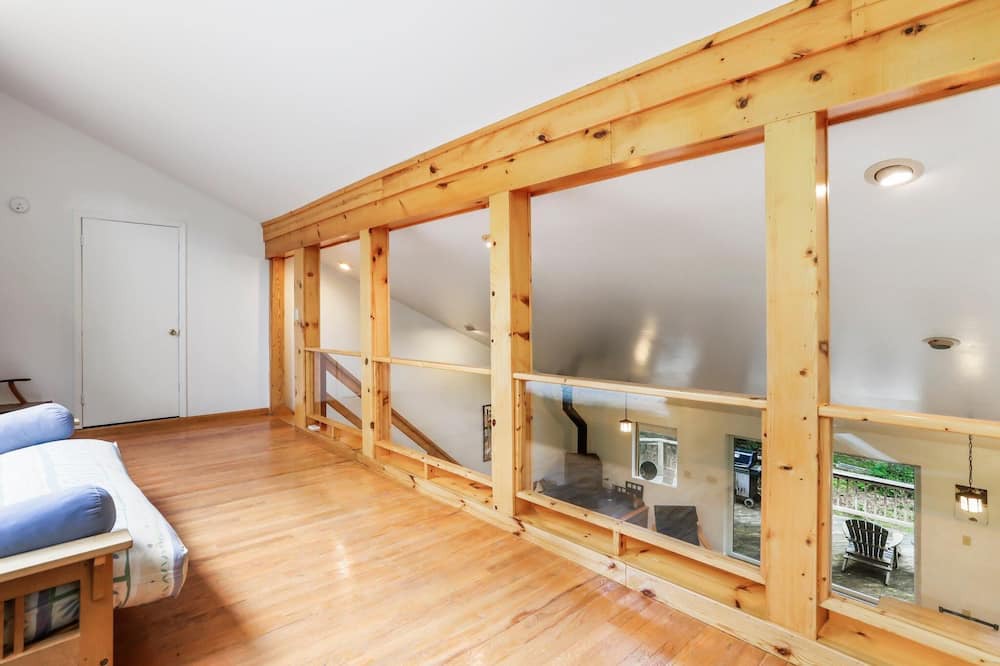 Photo of Bedroom in Berkeley Springs