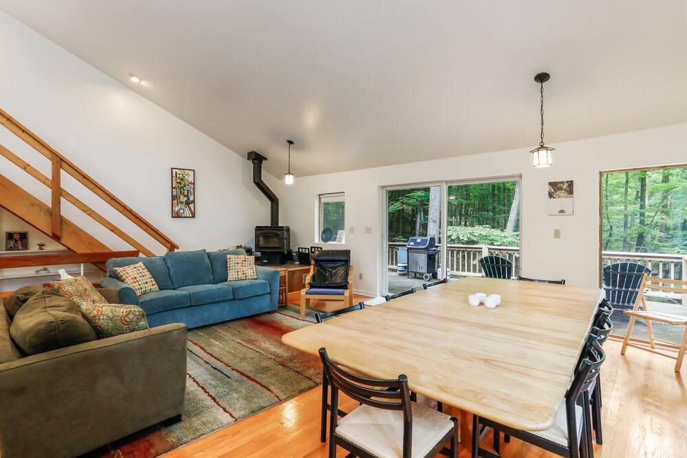 Photo of Livingroom in Berkeley Springs