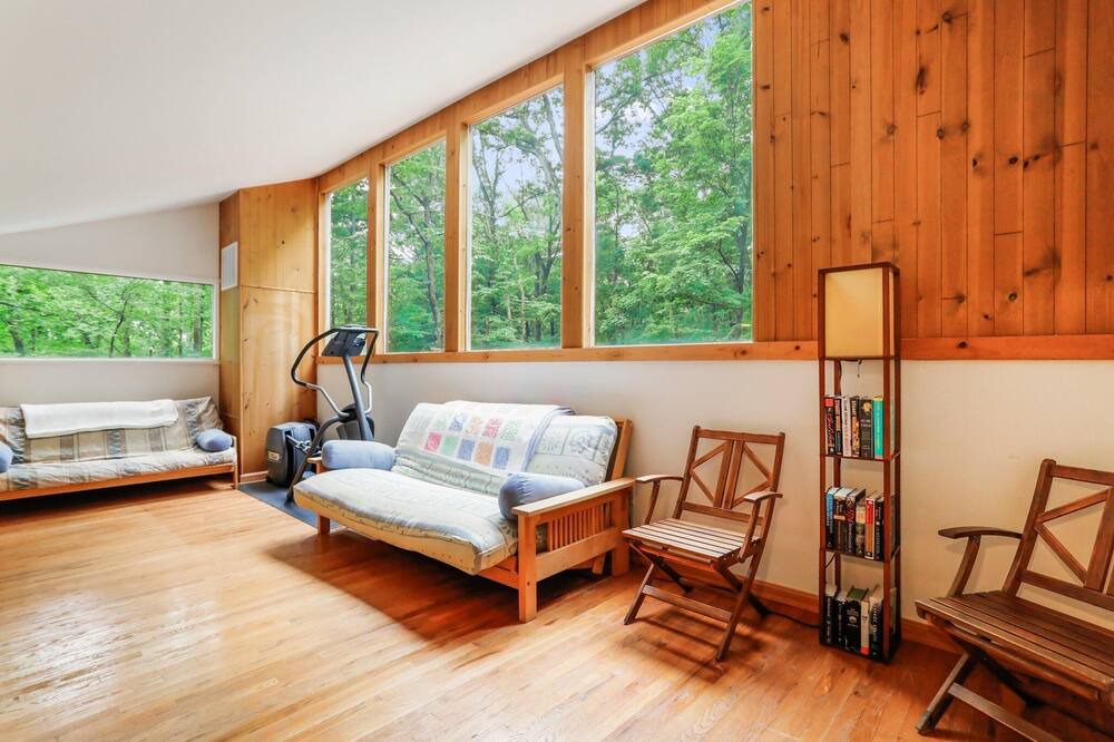 Photo of Livingroom in Berkeley Springs