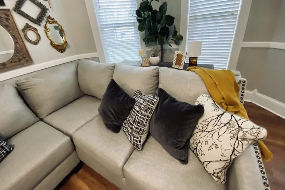 Photo of Livingroom in Somerset