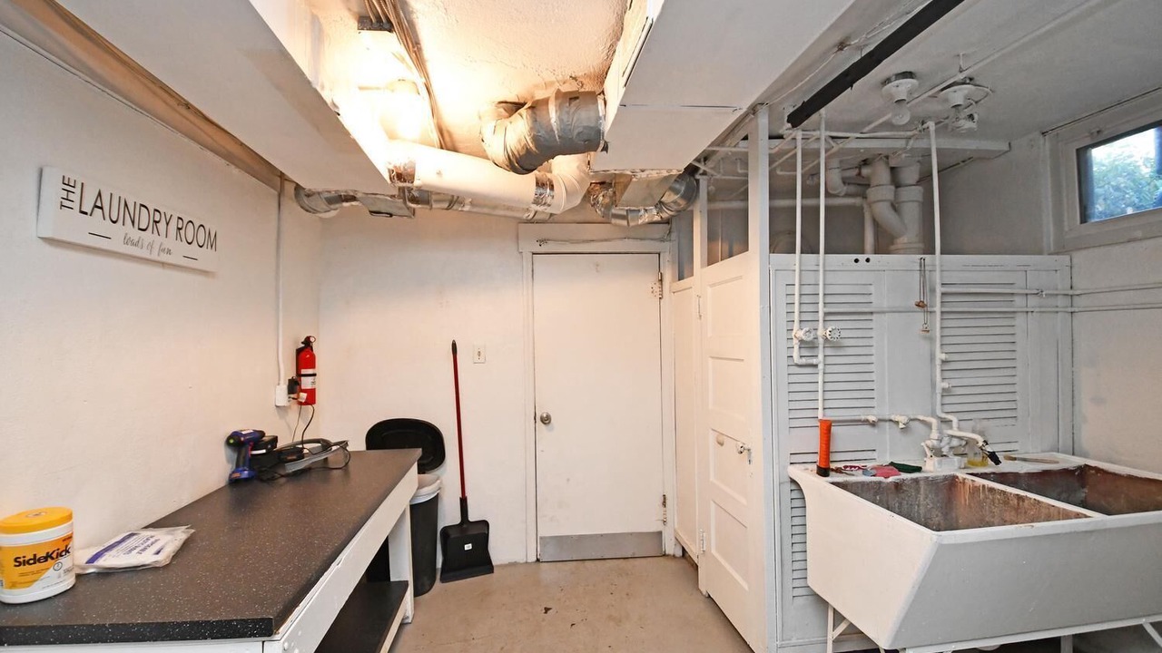 Photo of Kitchen in Roselawn Finance