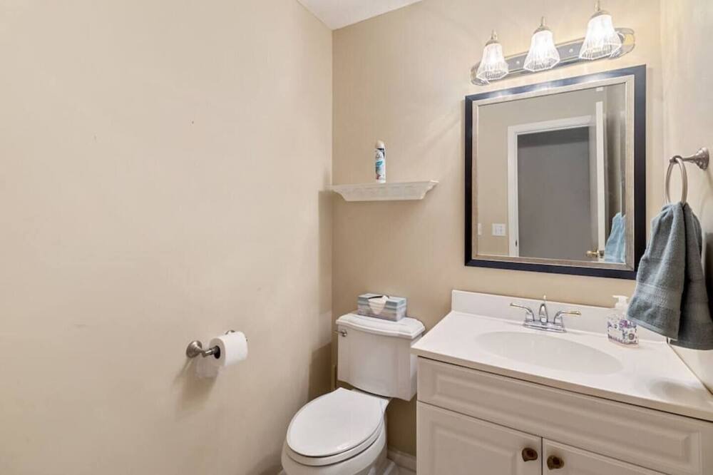 Photo of Bathroom in Middletown