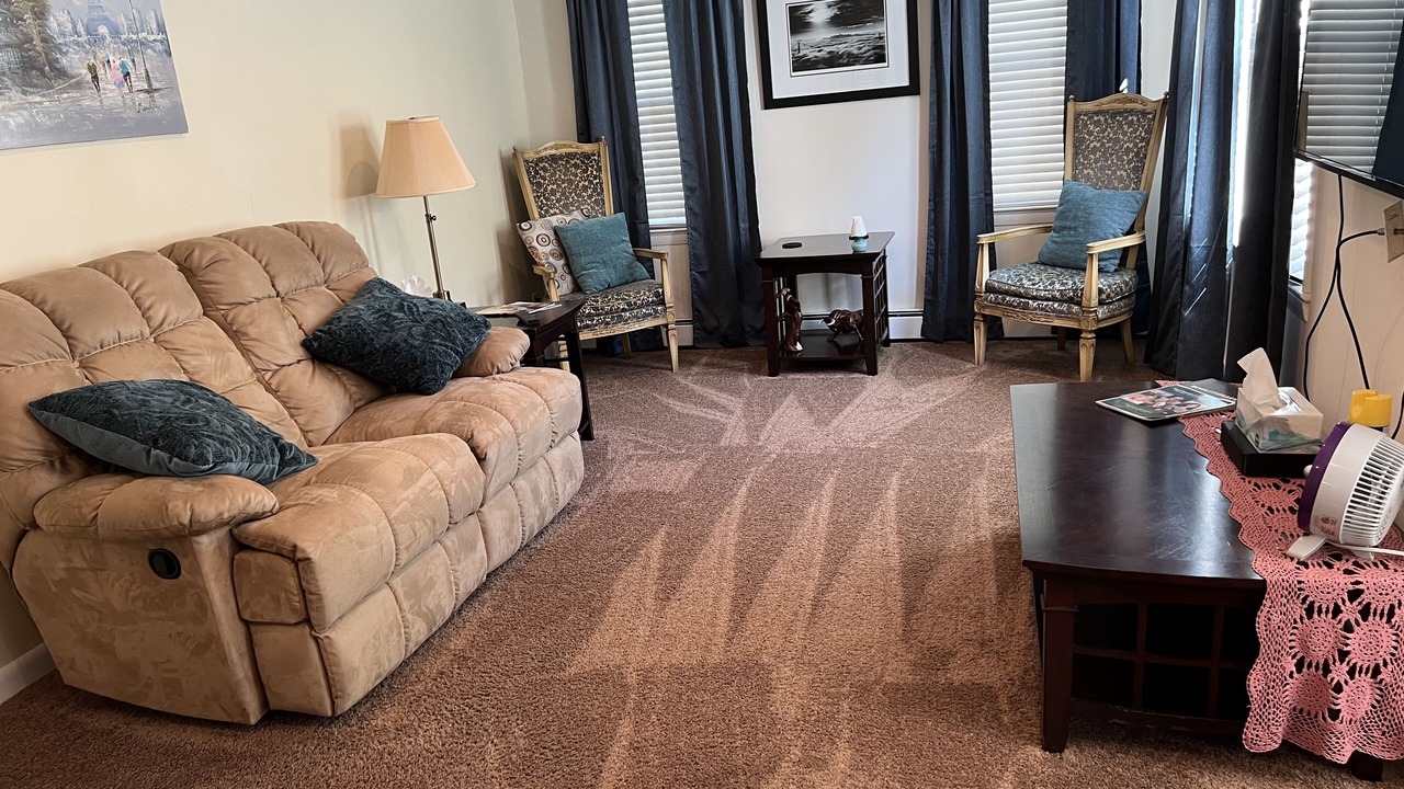 Photo of Livingroom in Pemberton