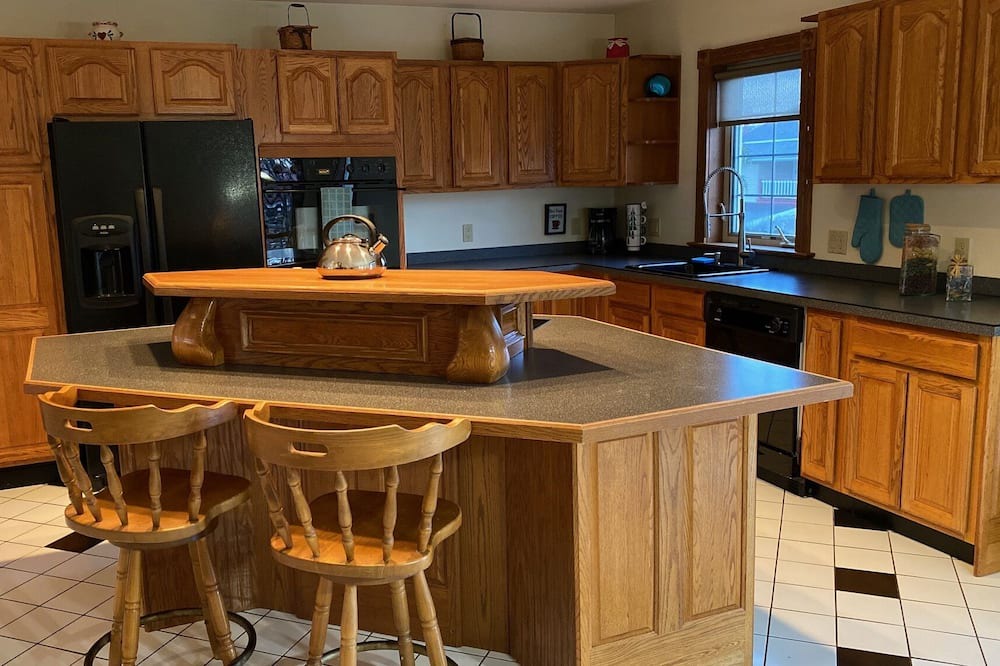 Photo of Kitchen in Hummels Wharf