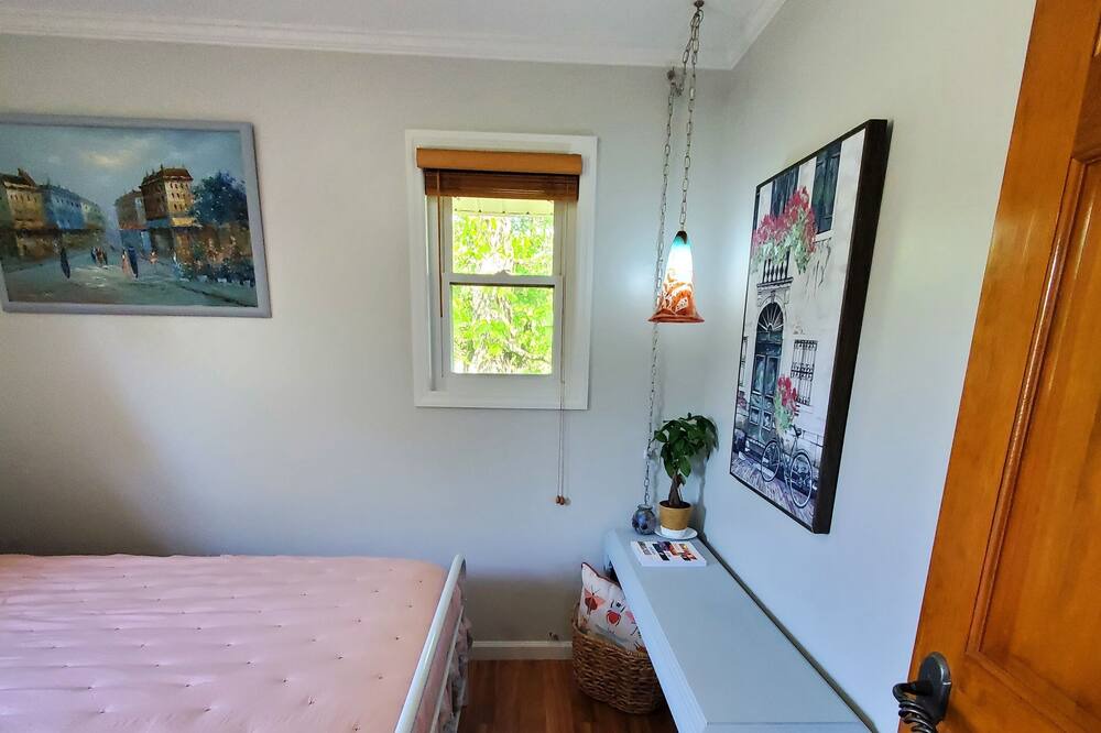 Photo of Bedroom in Spring City