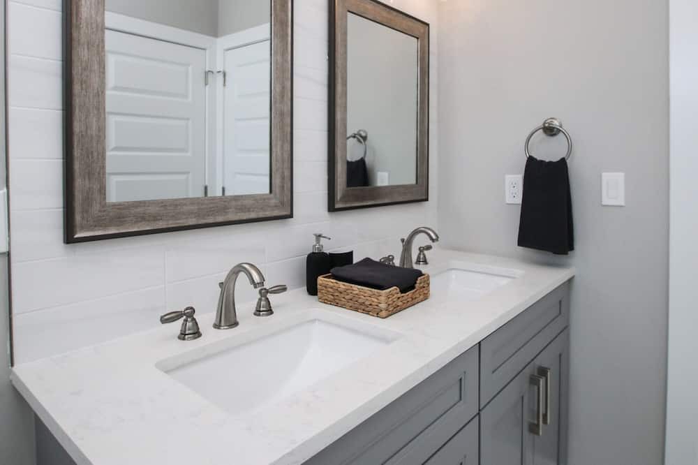 Photo of Bathroom in South Philadelphia